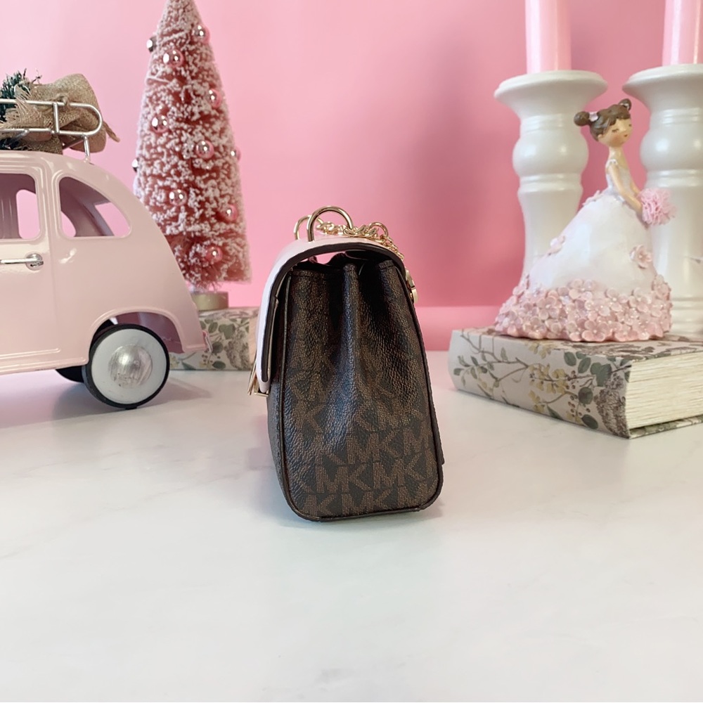 Final Sale!👜 MICHAEL KORS 🌺 Lita Small Two-Tone Logo and Leather Crossbody Bag - Picture 3 of 15